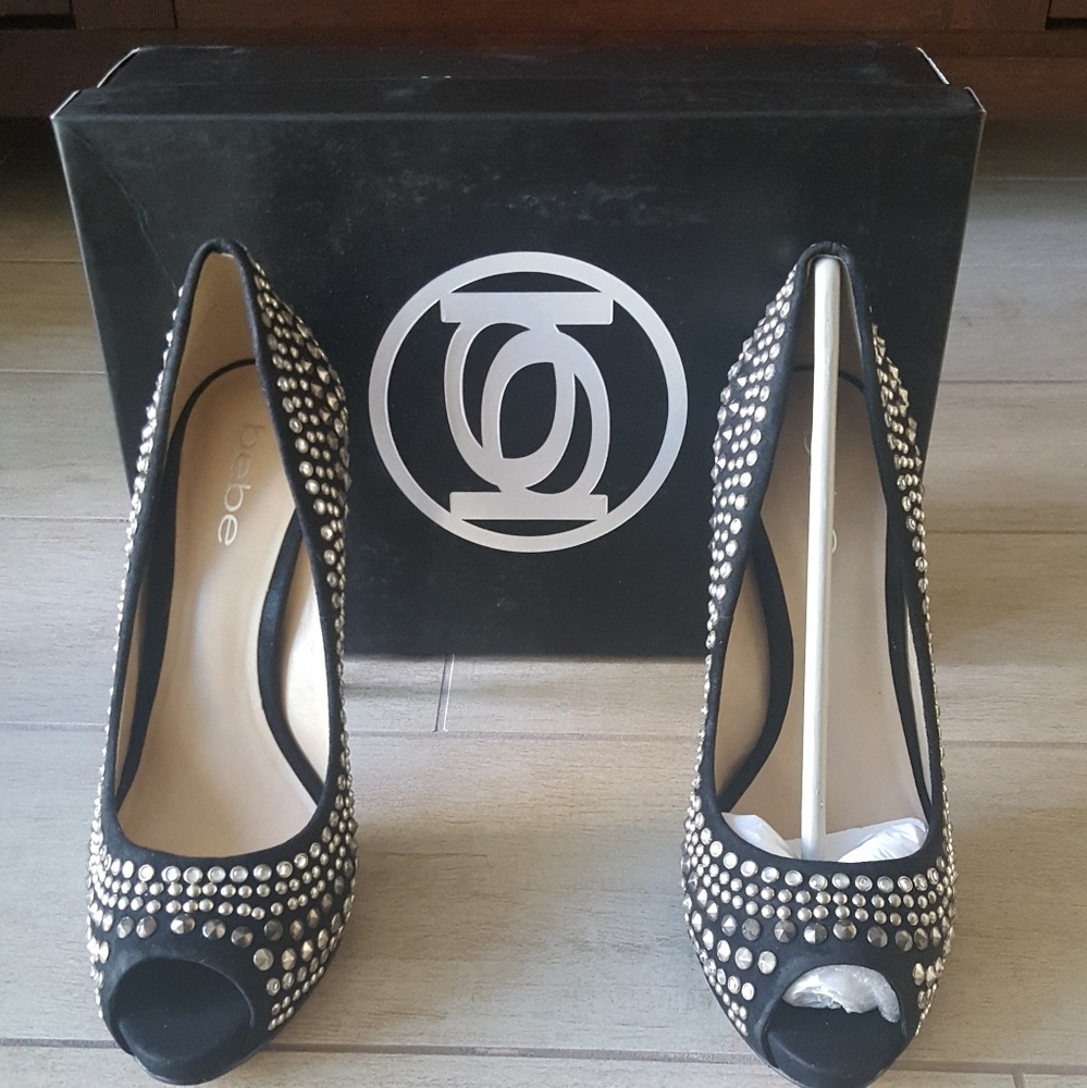 NEW!! Bebe Peep-toe Heels